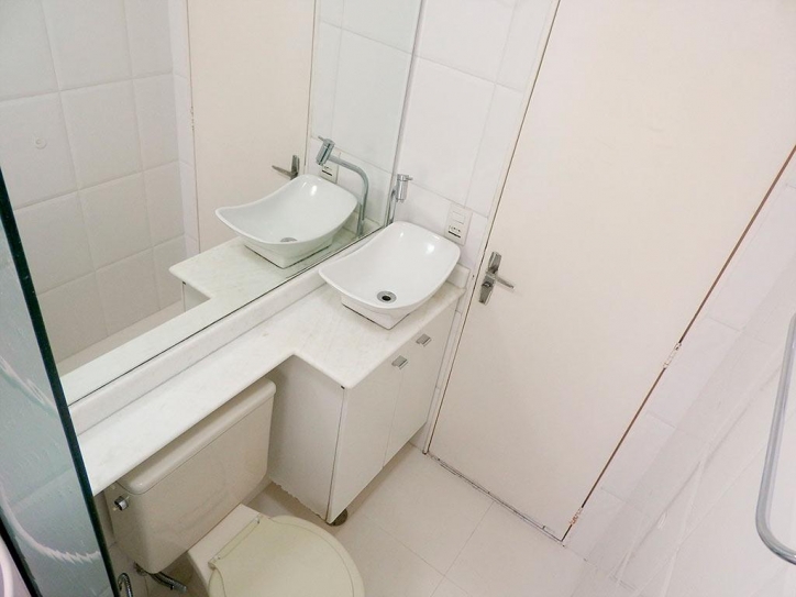 Apartamento à venda com 2 quartos, 56m² - Foto 4