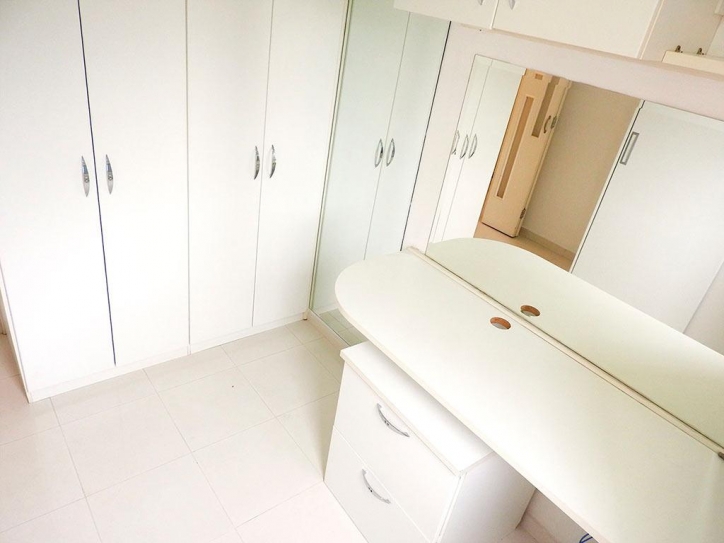 Apartamento à venda com 2 quartos, 56m² - Foto 13