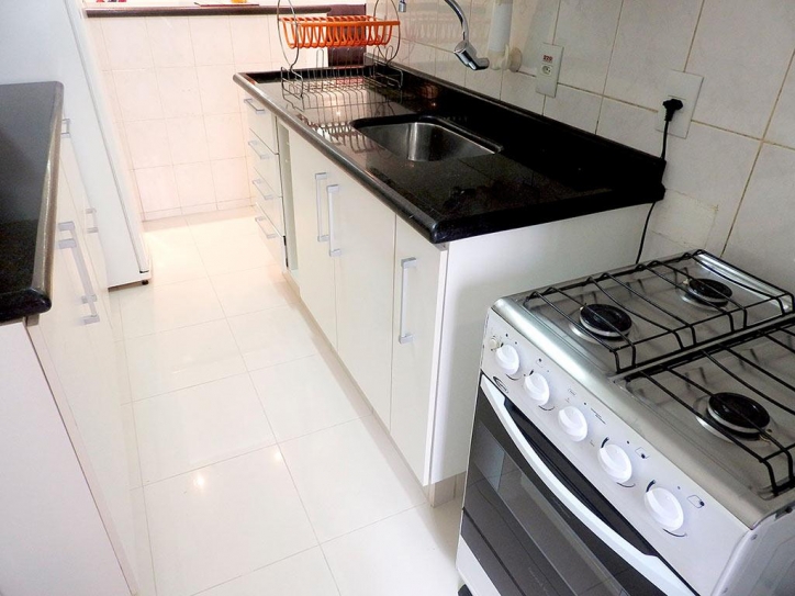 Apartamento à venda com 2 quartos, 56m² - Foto 17