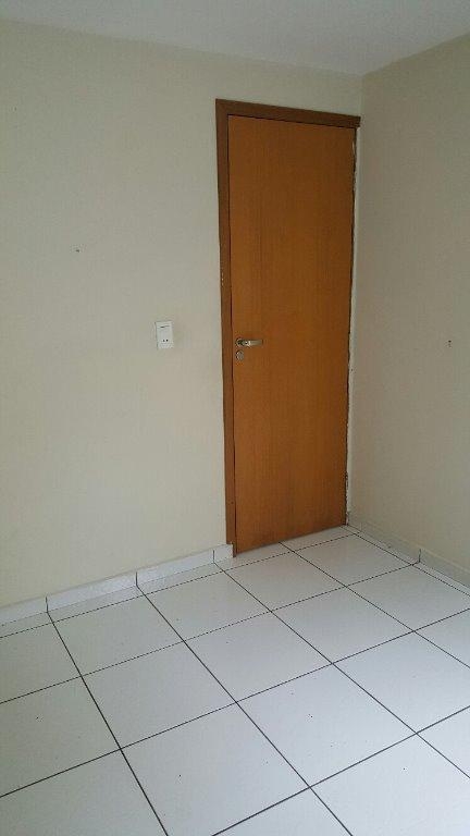 Apartamento à venda com 2 quartos, 62m² - Foto 7