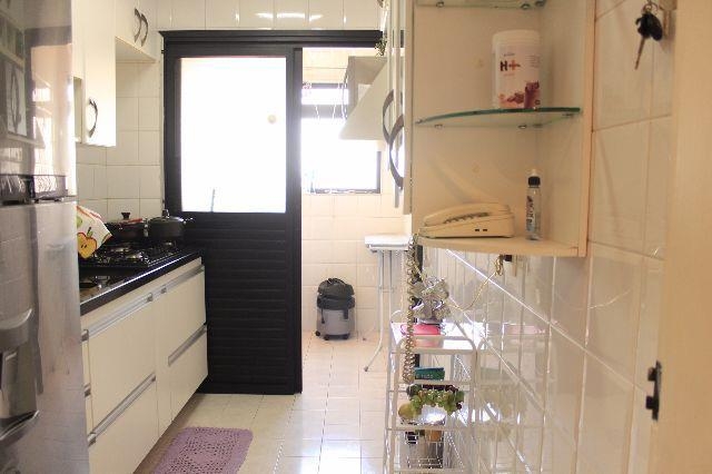 Apartamento à venda com 2 quartos, 62m² - Foto 1