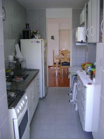 Apartamento à venda com 2 quartos, 55m² - Foto 7