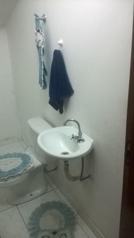 Sobrado à venda com 2 quartos, 100m² - Foto 2