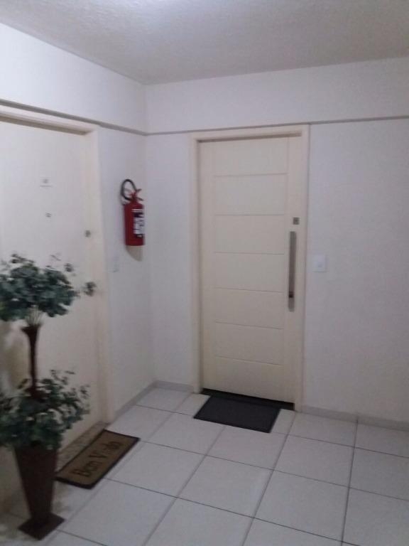 Apartamento à venda com 2 quartos, 58m² - Foto 25