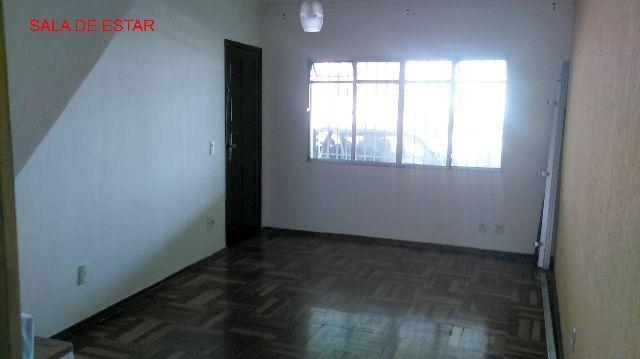 Sobrado à venda com 3 quartos, 200m² - Foto 2