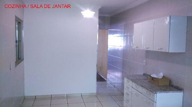 Sobrado à venda com 3 quartos, 200m² - Foto 4