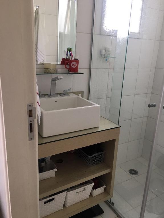 Apartamento à venda com 2 quartos, 60m² - Foto 3