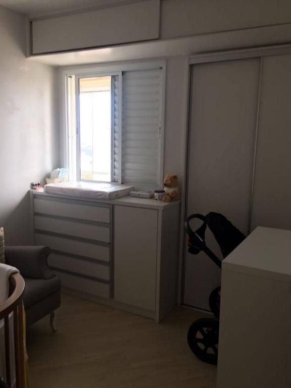 Apartamento à venda com 2 quartos, 60m² - Foto 17