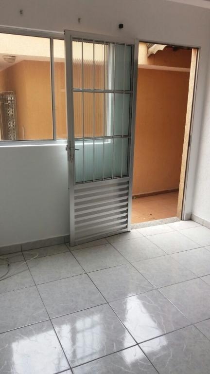 Casa à venda com 2 quartos, 230m² - Foto 9