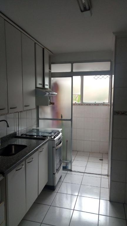 Apartamento à venda com 2 quartos, 55m² - Foto 3