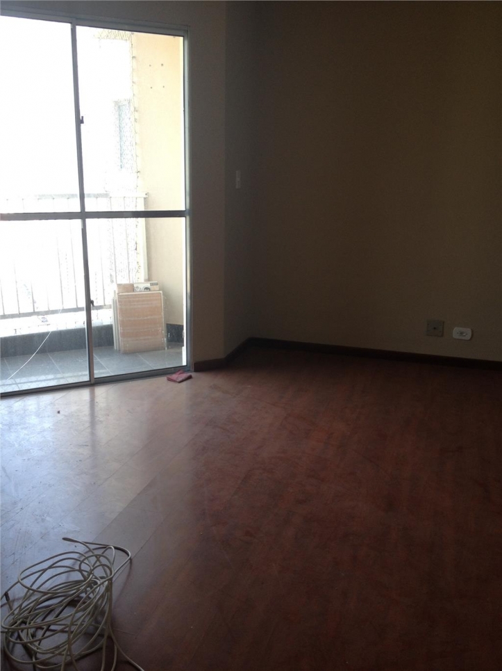 Apartamento à venda com 2 quartos, 68m² - Foto 8