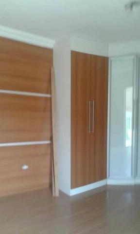 Casa à venda com 4 quartos, 120m² - Foto 2