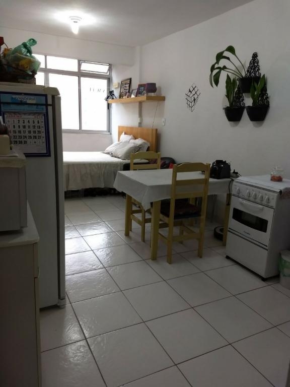 Kitnet e Studio à venda com 1 quarto, 30m² - Foto 1