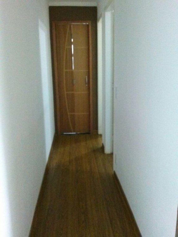 Apartamento à venda com 2 quartos, 60m² - Foto 2