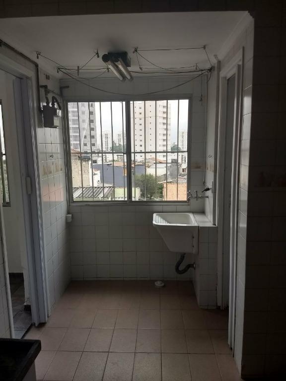 Apartamento à venda com 2 quartos, 70m² - Foto 18