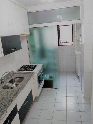 Apartamento à venda com 2 quartos, 68m² - Foto 6