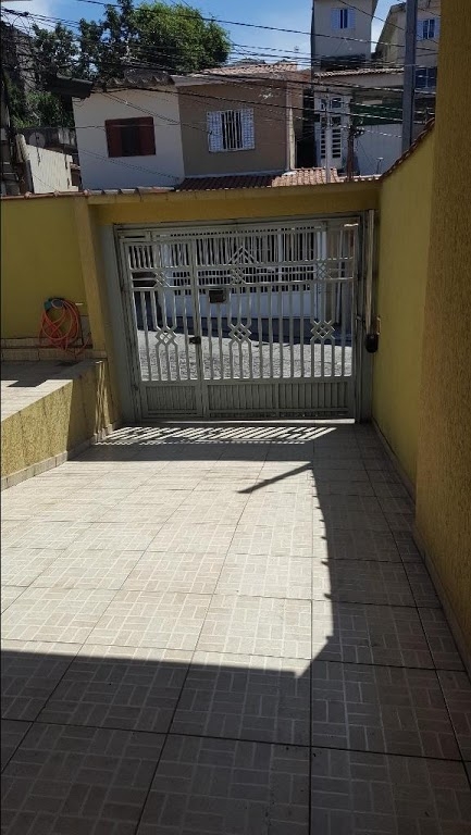 Casa à venda com 3 quartos, 80m² - Foto 2