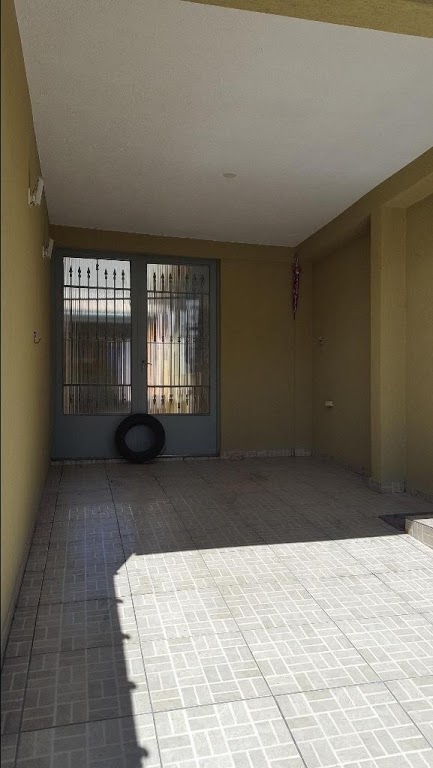 Casa à venda com 3 quartos, 80m² - Foto 3