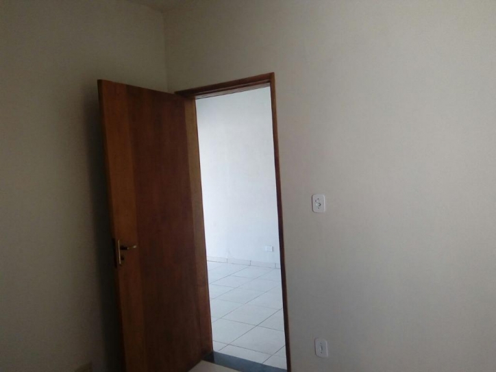 Casa à venda com 2 quartos, 100m² - Foto 13