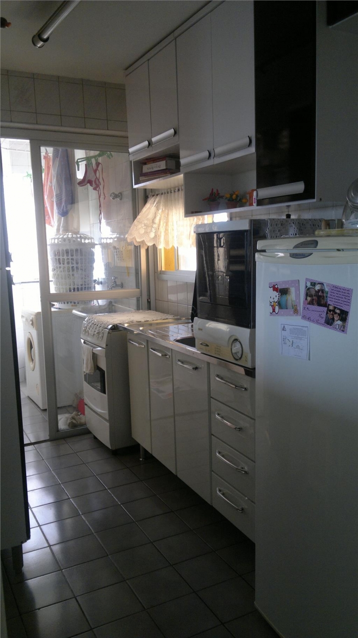 Apartamento à venda com 2 quartos, 66m² - Foto 7