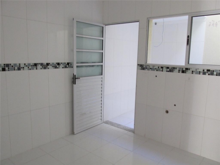 Sobrado à venda com 2 quartos, 65m² - Foto 25