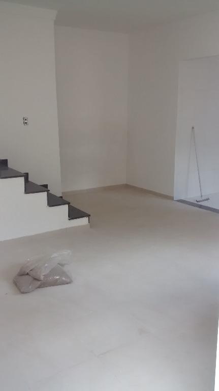 Sobrado à venda com 2 quartos, 67m² - Foto 2