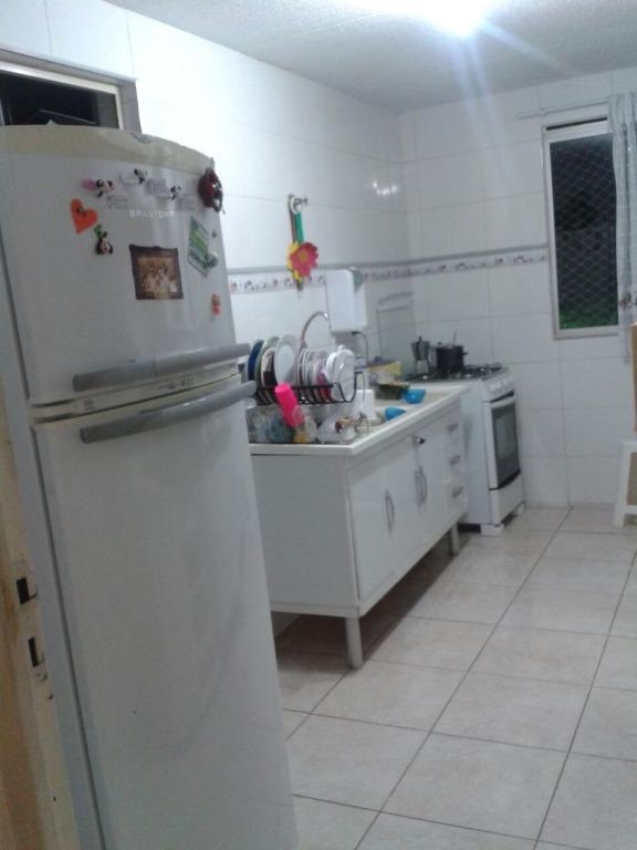 Apartamento à venda com 2 quartos, 60m² - Foto 2