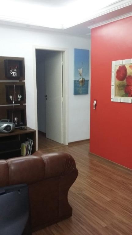 Apartamento à venda com 2 quartos, 60m² - Foto 3