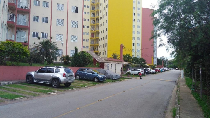 Apartamento à venda com 2 quartos, 62m² - Foto 2