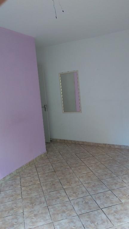 Apartamento à venda com 2 quartos, 62m² - Foto 15