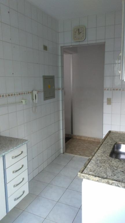 Apartamento à venda com 2 quartos, 62m² - Foto 25