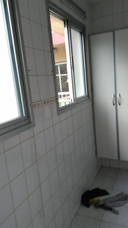 Apartamento à venda com 2 quartos, 62m² - Foto 26