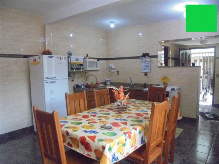 Sobrado à venda com 2 quartos, 180m² - Foto 13