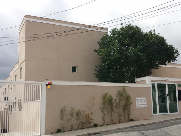 Sobrado à venda com 2 quartos, 67m² - Foto 2