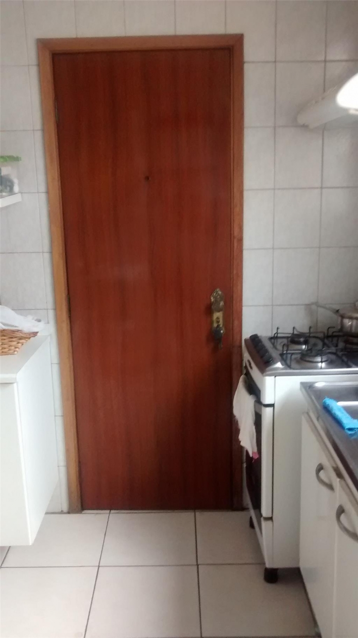 Apartamento à venda com 3 quartos, 90m² - Foto 11