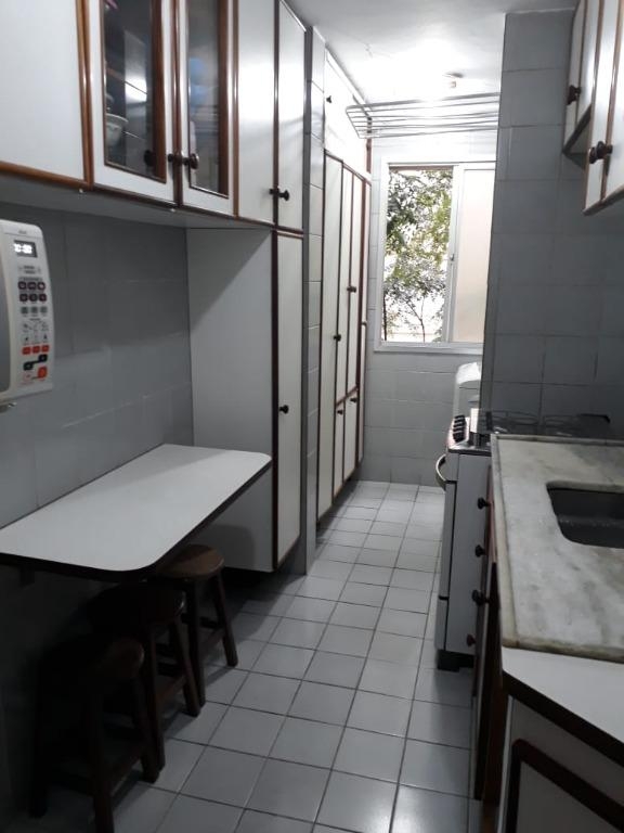 Apartamento à venda com 2 quartos, 55m² - Foto 3