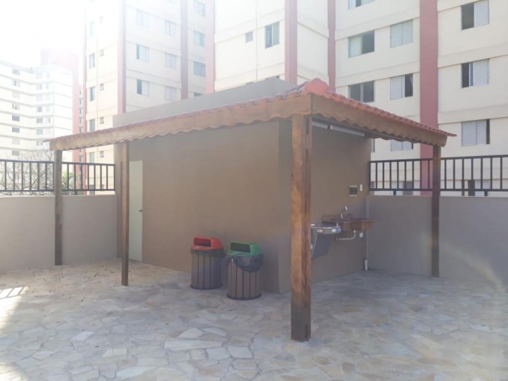 Apartamento à venda com 2 quartos, 55m² - Foto 17