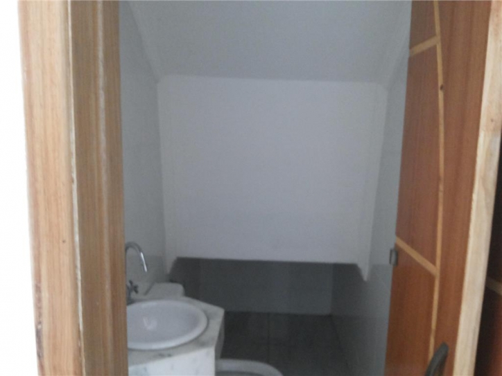 Sobrado à venda com 3 quartos, 250m² - Foto 4