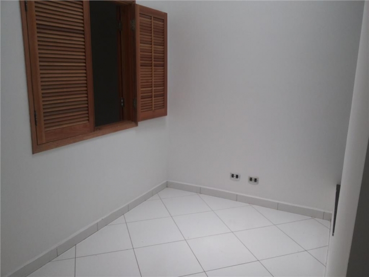 Sobrado à venda com 3 quartos, 250m² - Foto 8