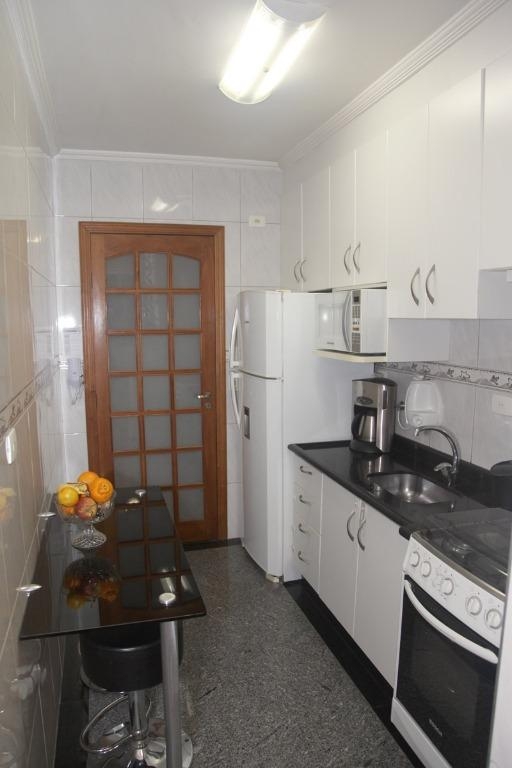 Apartamento à venda com 3 quartos, 74m² - Foto 17