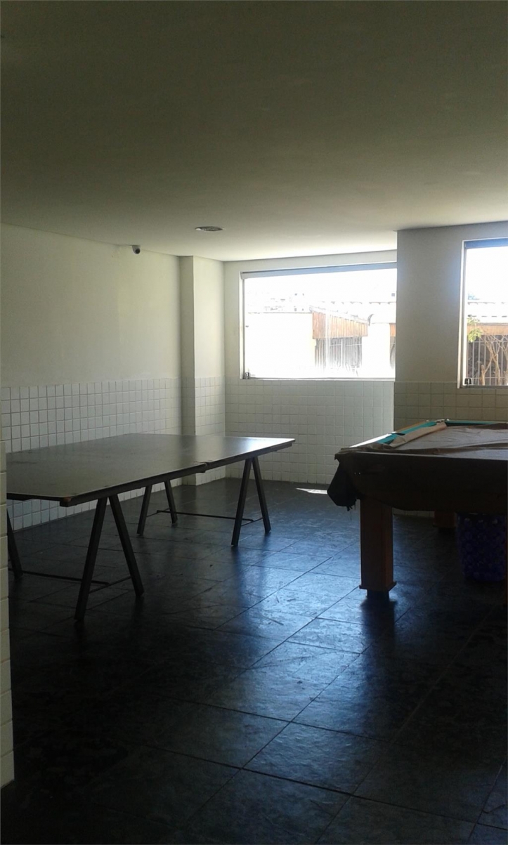 Apartamento à venda com 2 quartos, 59m² - Foto 17