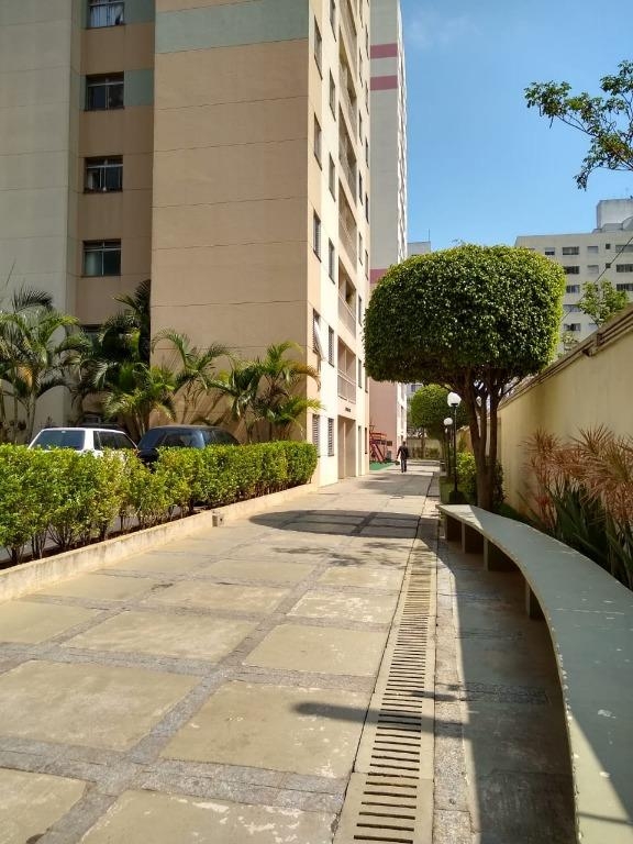 Apartamento à venda com 2 quartos, 55m² - Foto 7