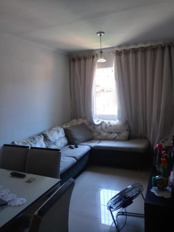 Apartamento à venda com 2 quartos, 62m² - Foto 4