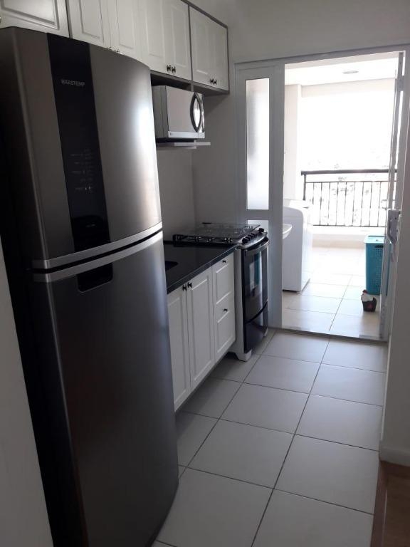 Apartamento à venda com 2 quartos, 70m² - Foto 11