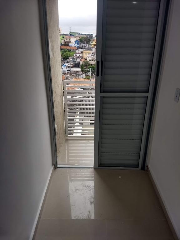 Casa à venda com 2 quartos, 80m² - Foto 2