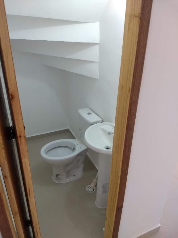 Casa à venda com 2 quartos, 80m² - Foto 6