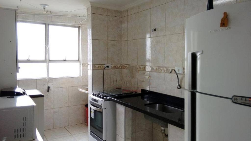 Apartamento à venda com 2 quartos, 48m² - Foto 12