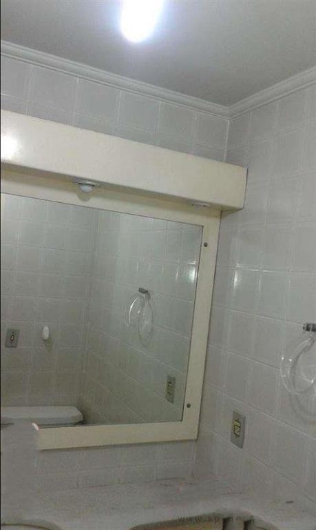 Apartamento para alugar com 3 quartos, 92m² - Foto 13