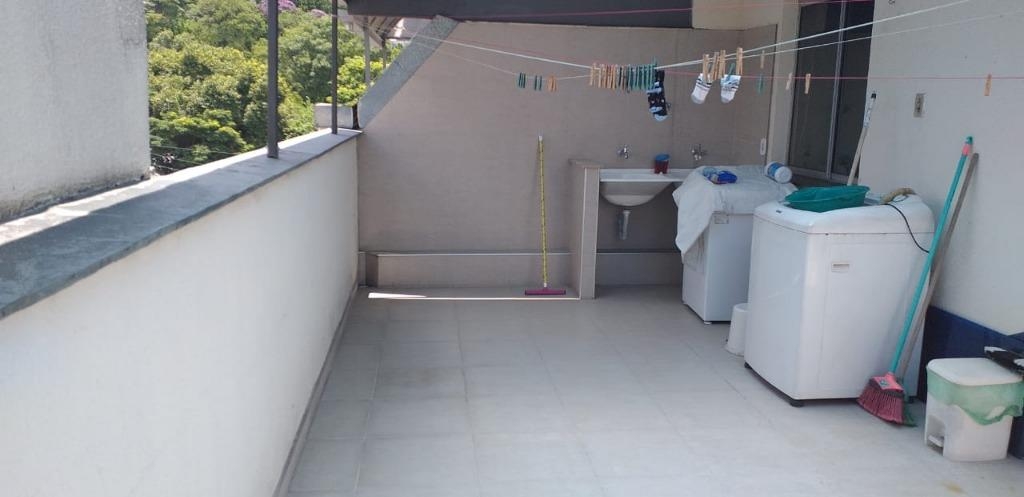 Apartamento à venda com 2 quartos, 78m² - Foto 4