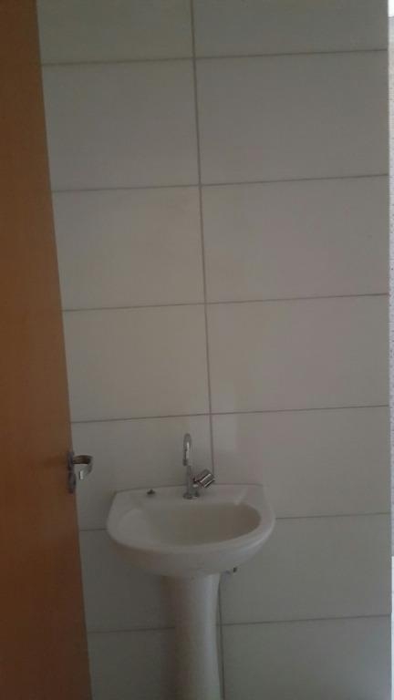 Sobrado à venda com 2 quartos, 84m² - Foto 2